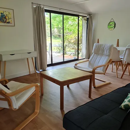 Maisonnette Dans Le Marais Poitevin * نيورْ
